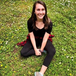 Meet your Posher, Lily